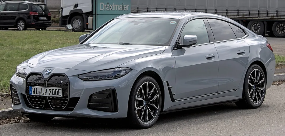 BMW i4 I04