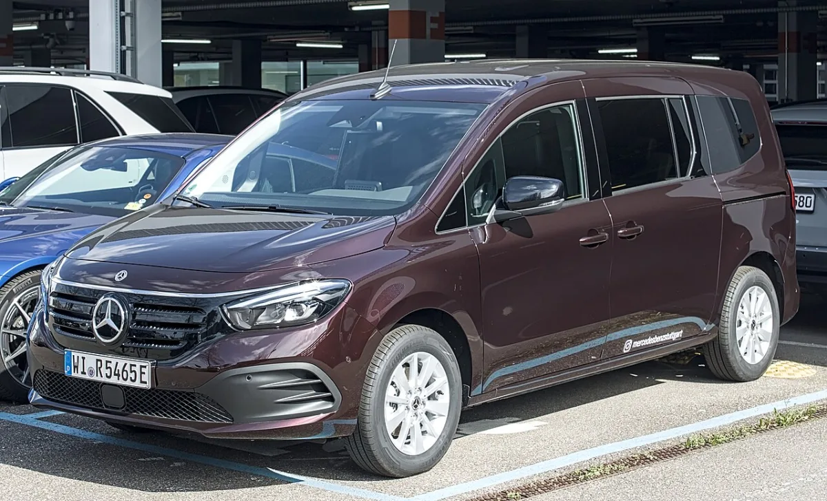 Mercedes-Benz EQT 420