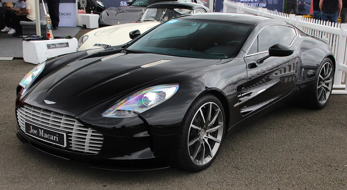 Aston Martin One-77 1. Generation