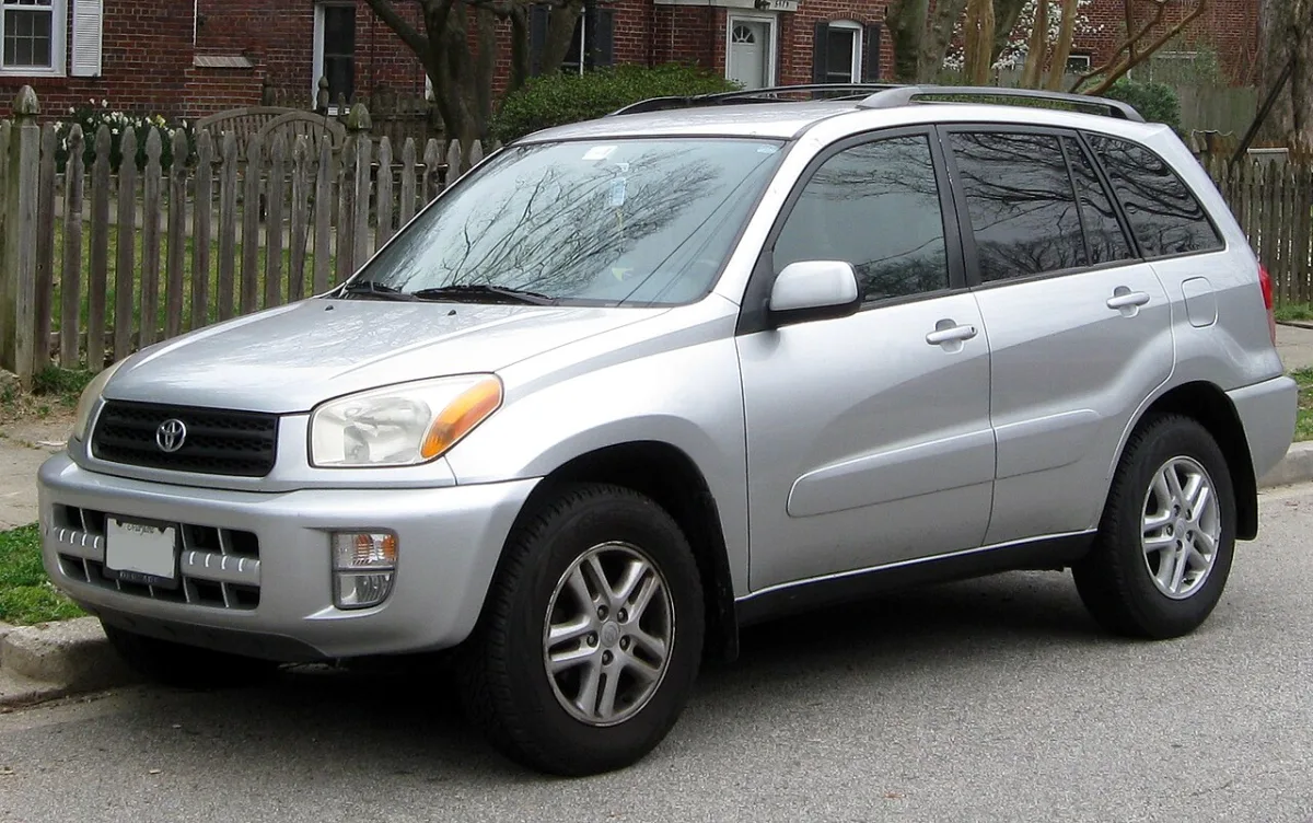Toyota RAV4 XA2