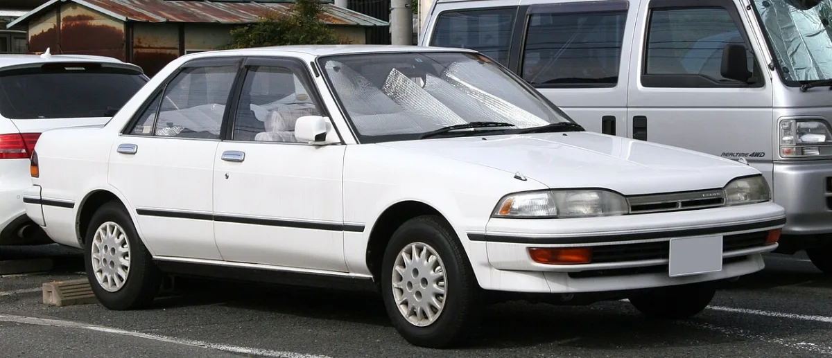 Toyota Carina T17