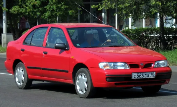Nissan Almera N15