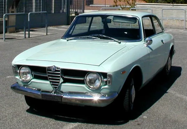 Alfa Romeo Giulia GT