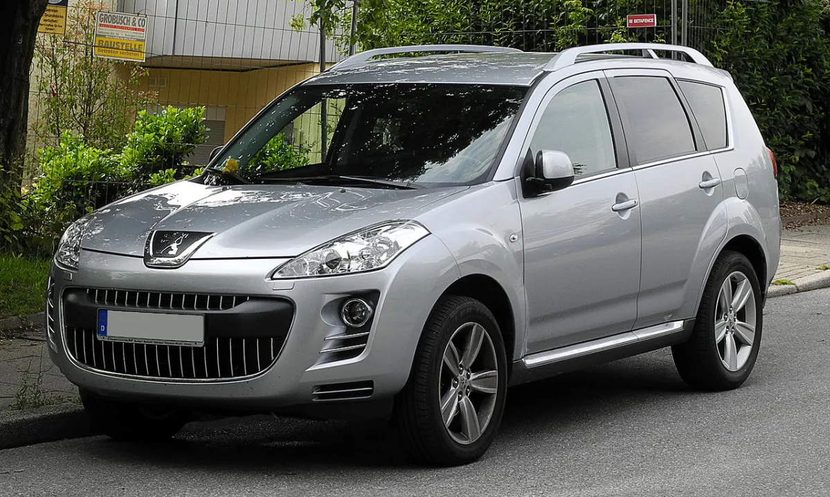 Peugeot 4007 1. Generation