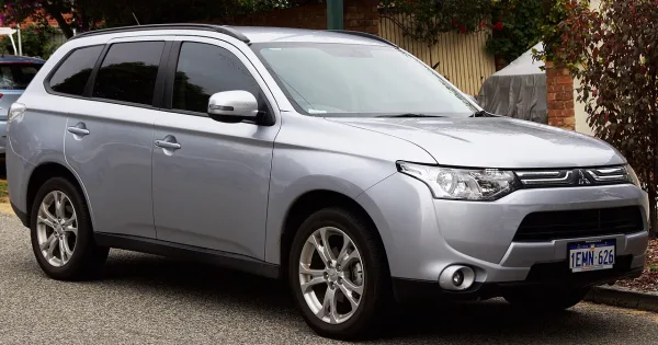 Mitsubishi Outlander 3. Generation