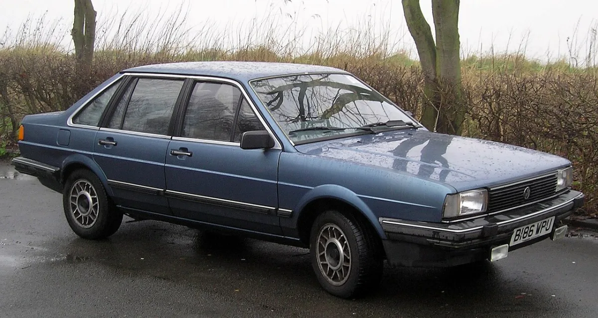VW Santana B2