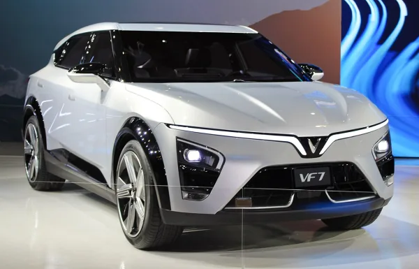 VinFast VF 7