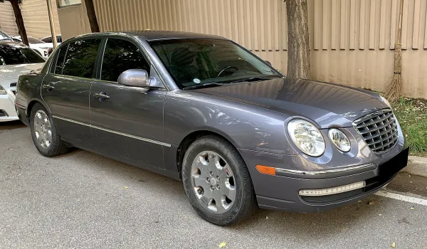 Kia Opirus