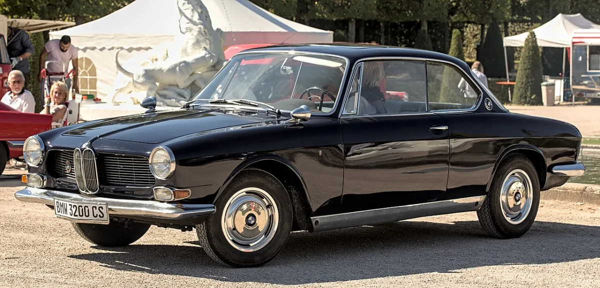 BMW 3200 CS 532