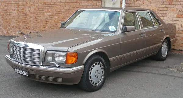Mercedes-Benz S-Klasse 126