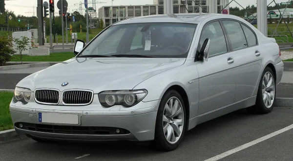 BMW 7 serija E65/E66