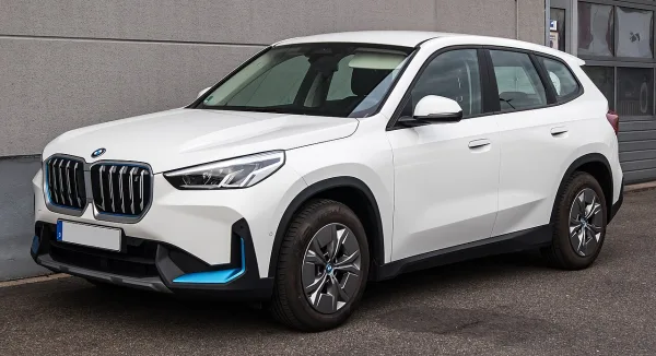 BMW iX1