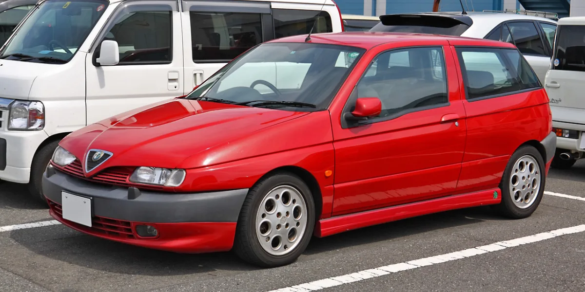 Alfa Romeo 145 930