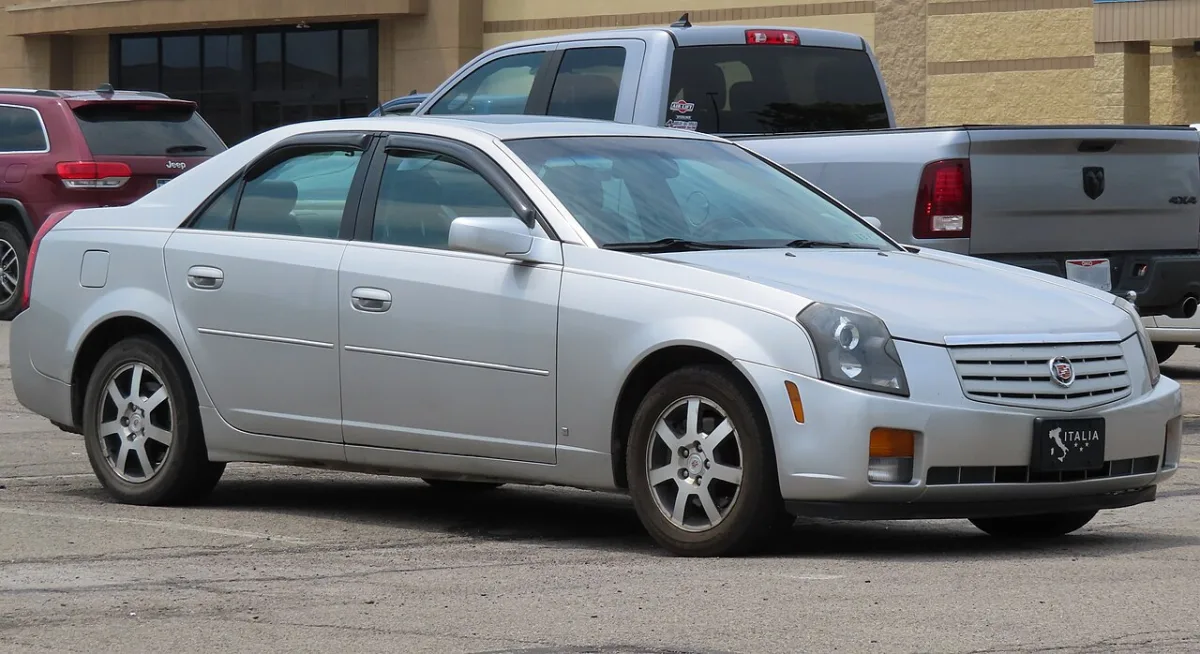 Cadillac CTS 1. Generation