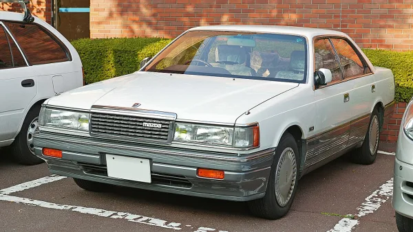 Mazda 929 HB
