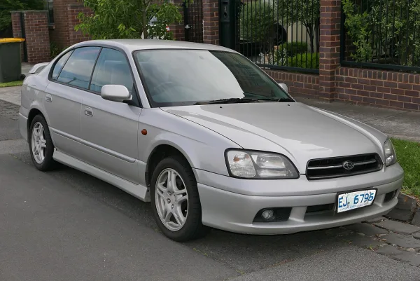 Subaru Legacy III