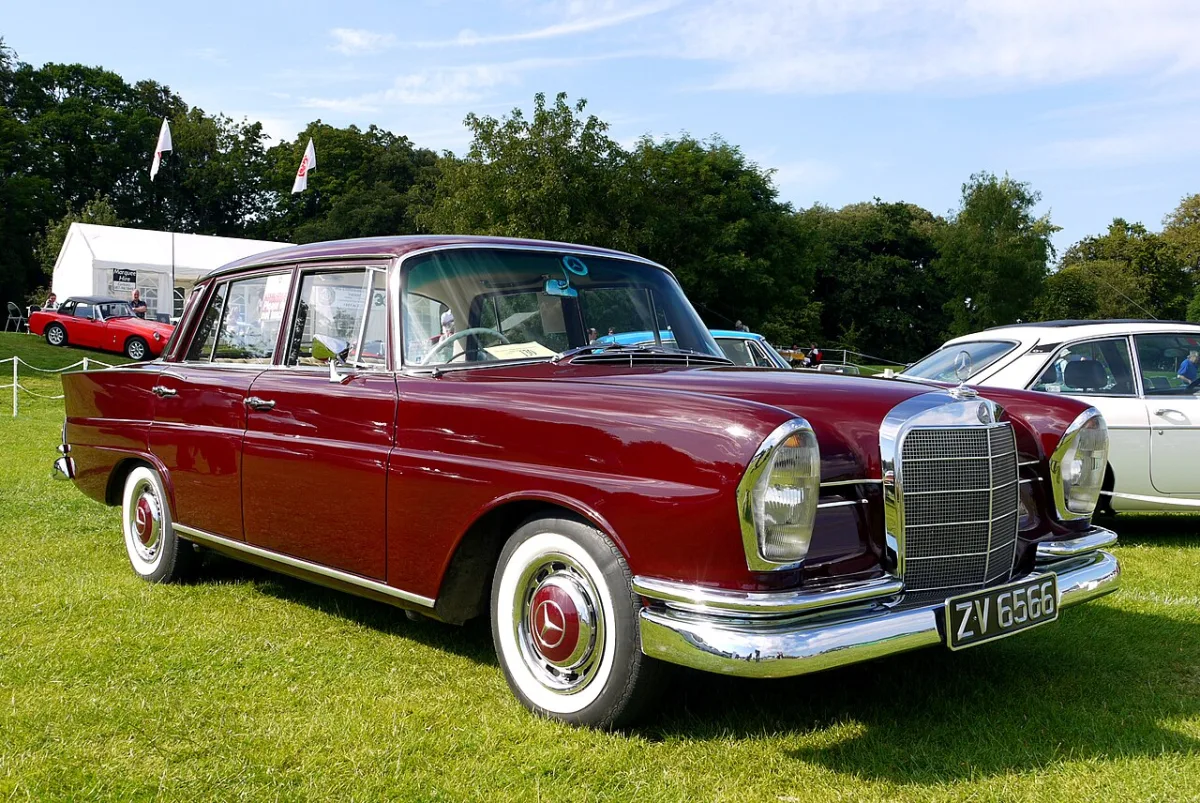 Mercedes-Benz 111/112 1. Generation
