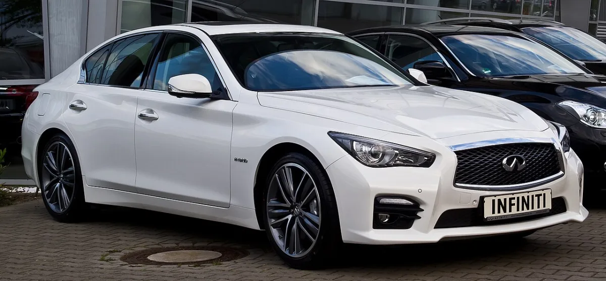 Infiniti Q50 V37