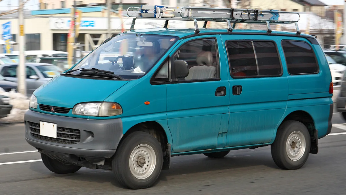 Mitsubishi L400 1. Generation