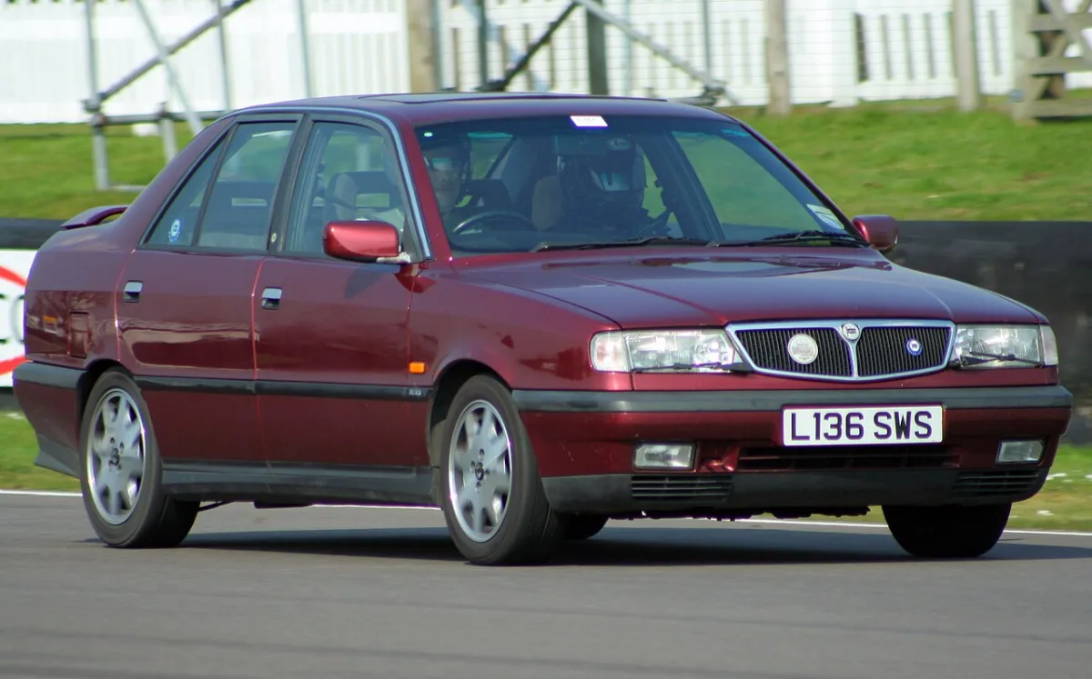 Lancia Dedra 835