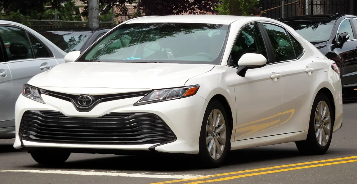 Toyota Camry XV70