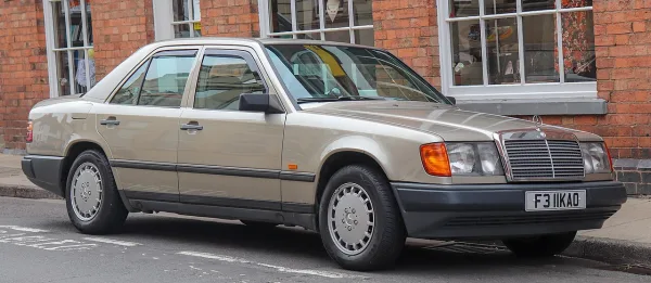 Mercedes-Benz 124