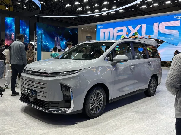 Maxus Mifa 9
