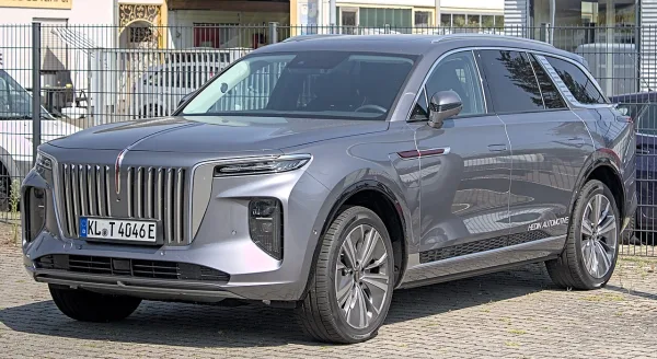Hongqi E-HS9