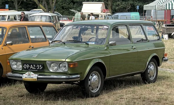 VW 412