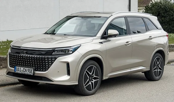 DFSK Fengon E5
