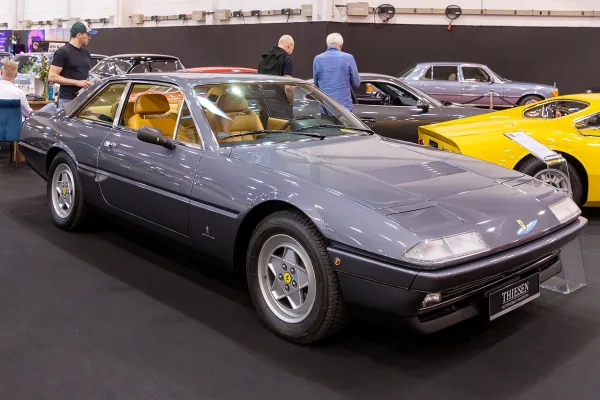 Ferrari 412 GT