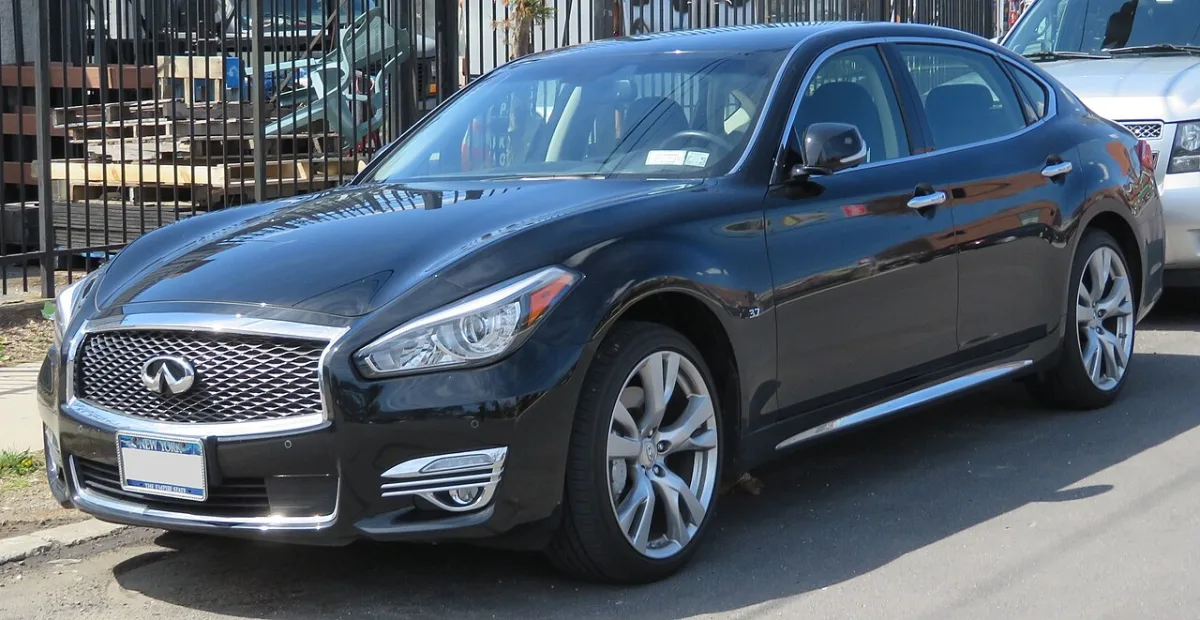 Infiniti Q70 Y51