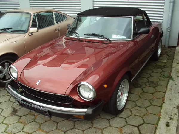 Fiat 124 Spider CS