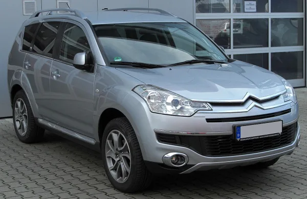 Citroen C-Crosser