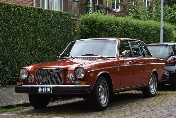 Volvo 164