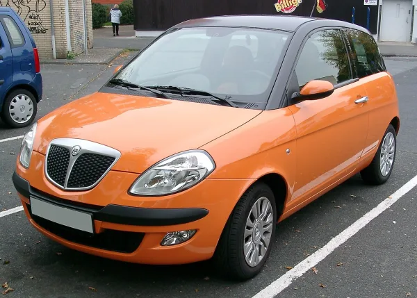 Lancia Ypsilon 843