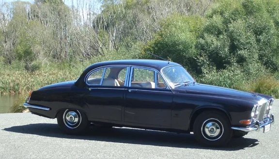 Jaguar Daimler Serie III