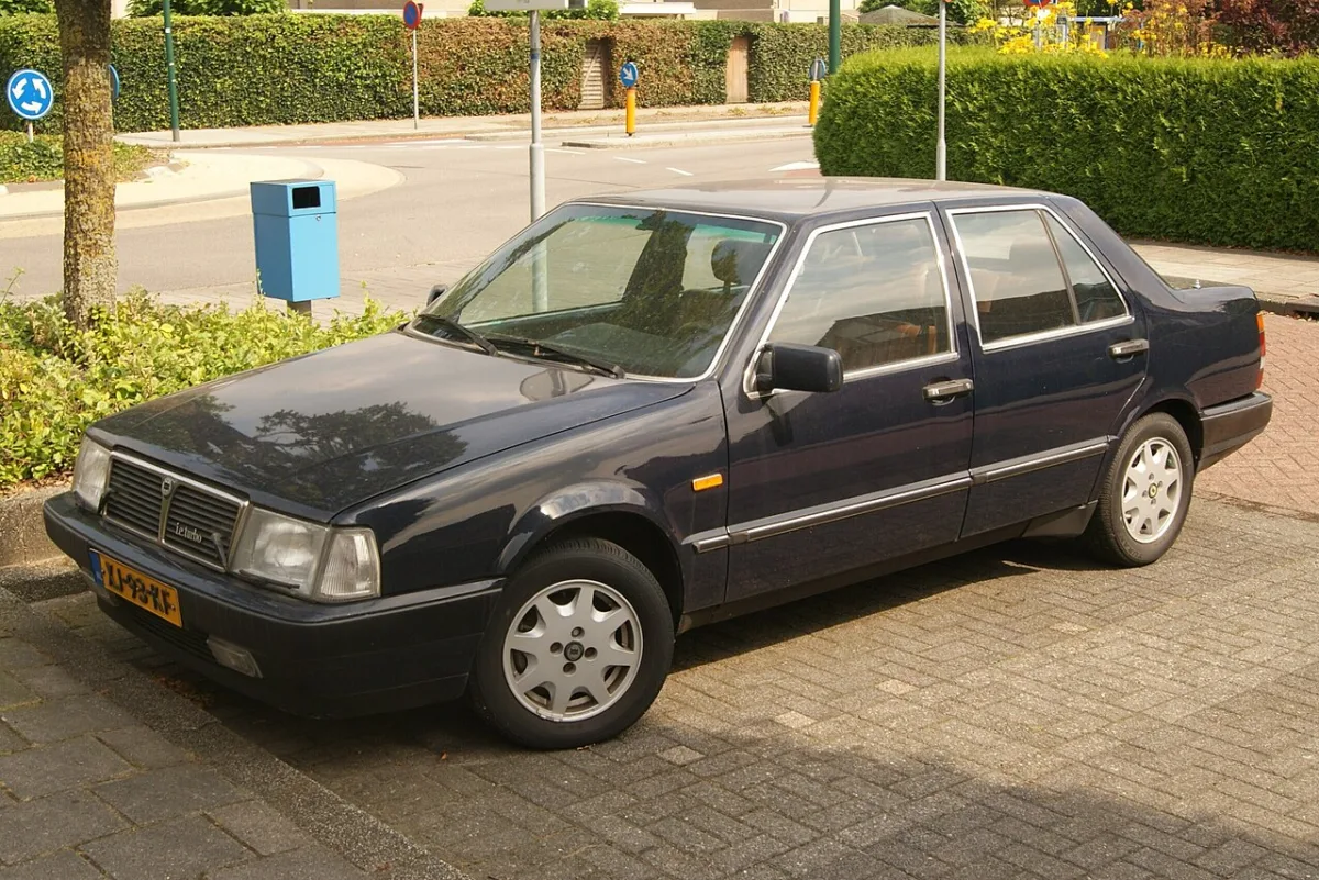 Lancia Thema 834