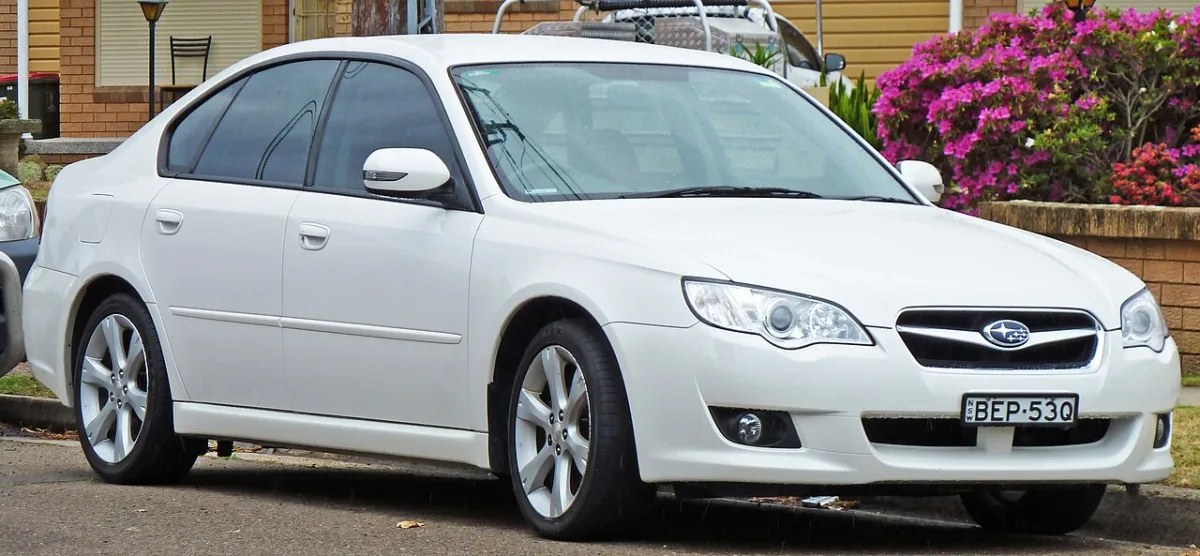 Subaru Legacy IV