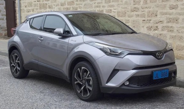 Toyota C-HR X10