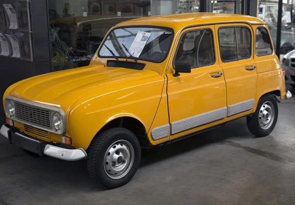 Renault R4 1. Generation