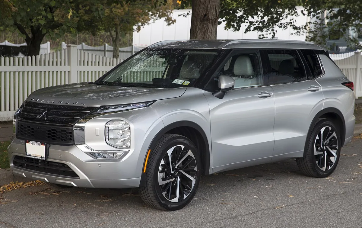 Mitsubishi Outlander 4. Generation