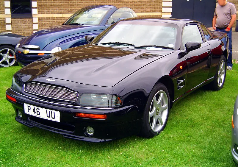 Aston Martin V8 1. Generation