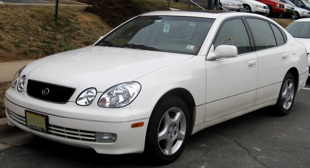 Lexus GS S16