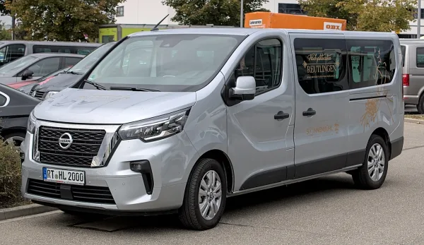 Nissan NV300