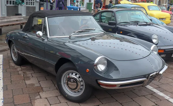 Alfa Romeo Spider 105/115