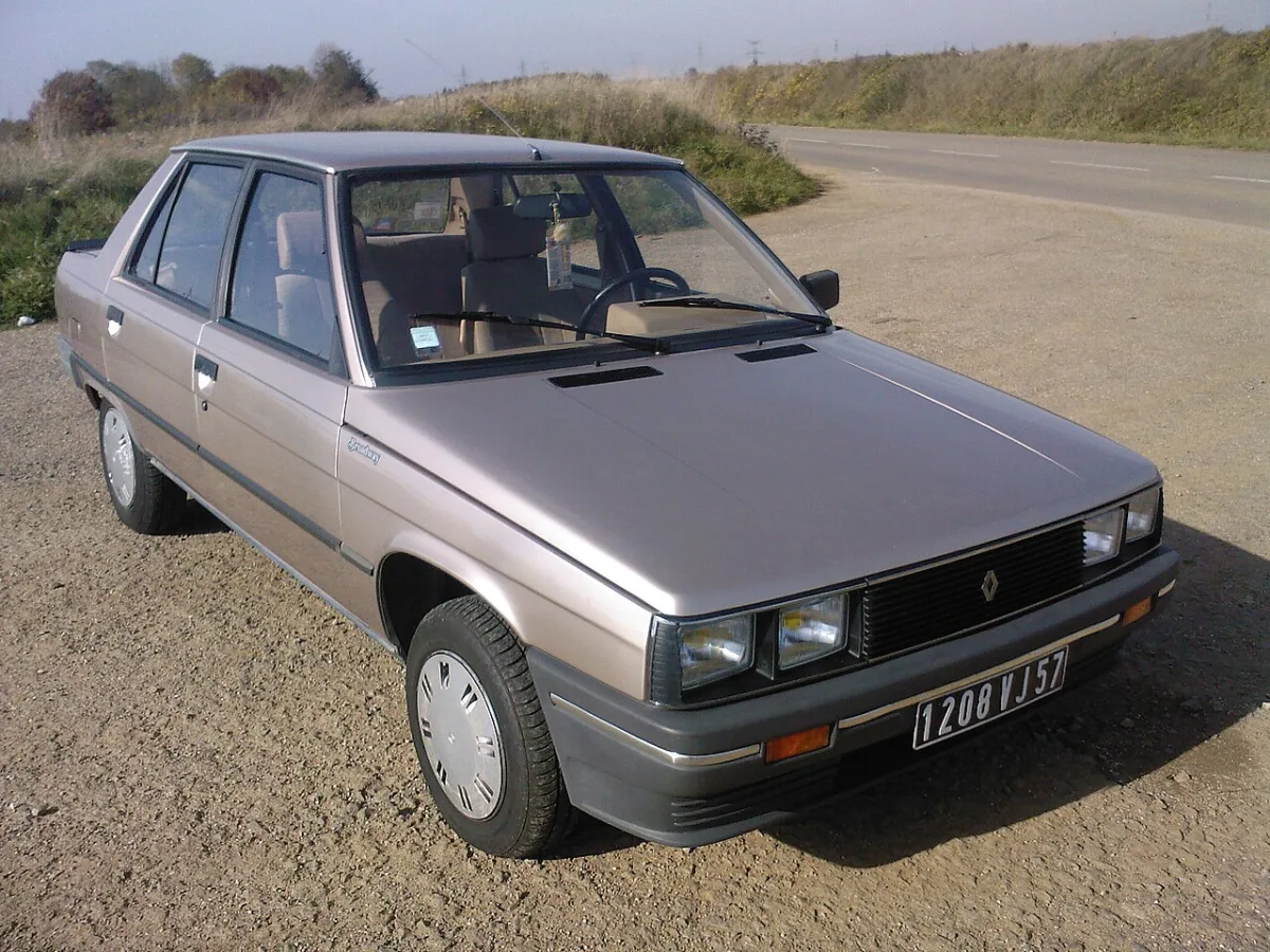 Renault R9 1. Generation