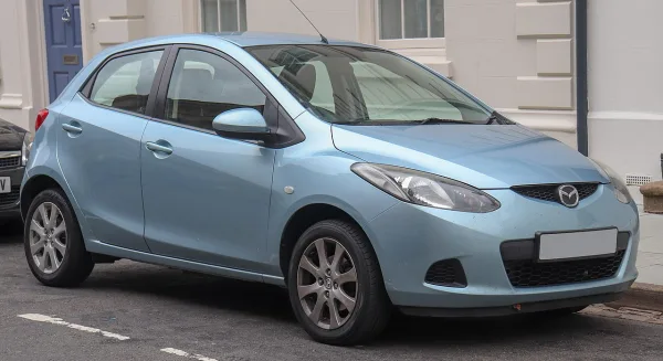 Mazda 2 DE