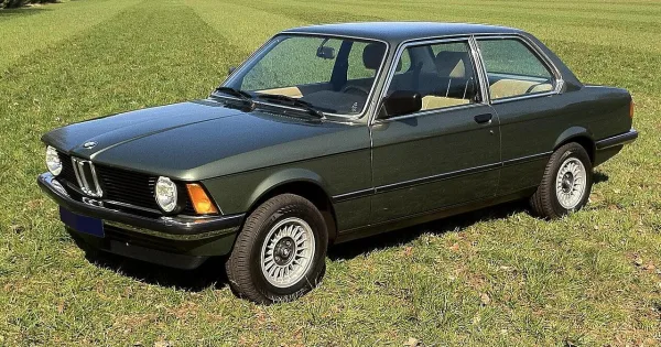 BMW 3 serija E21