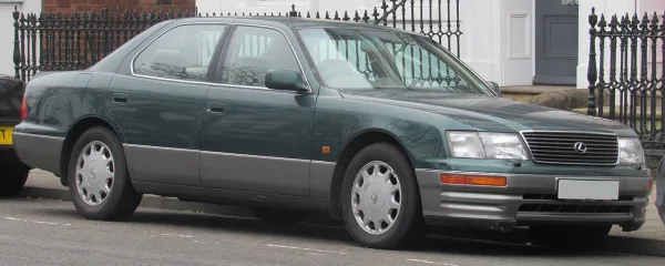 Lexus LS USF20